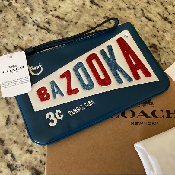 NWT Coach Bazooka Limited Edition Large Wristlet - Picture 5 of 9